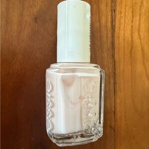 💙 4/$20 Essie Nail Polish - Ballet Slippers 096